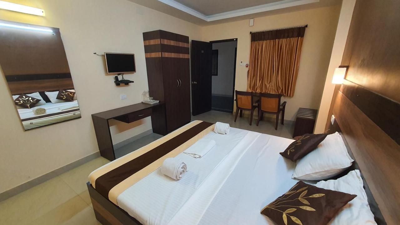 S4 Residency Hotel Chennai Ngoại thất bức ảnh