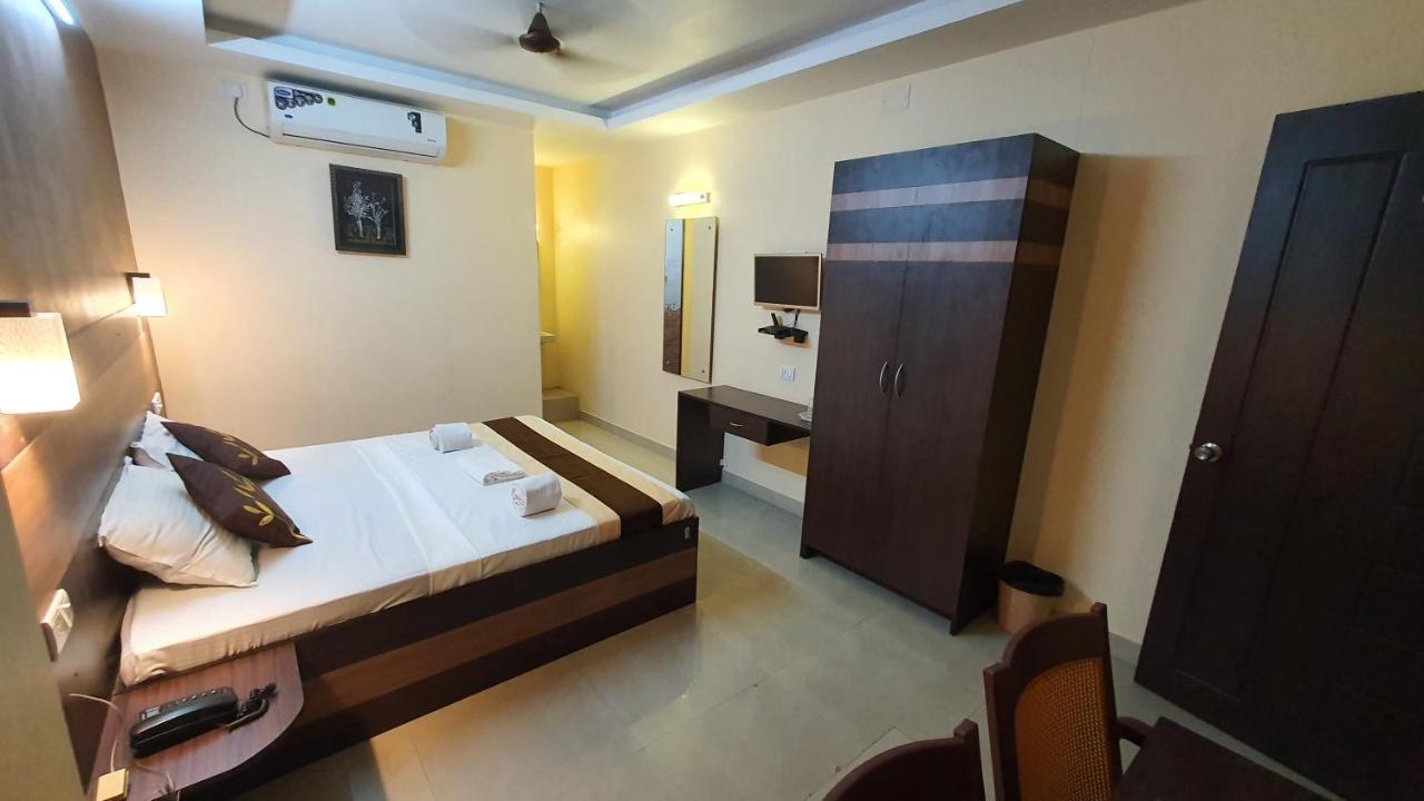 S4 Residency Hotel Chennai Ngoại thất bức ảnh