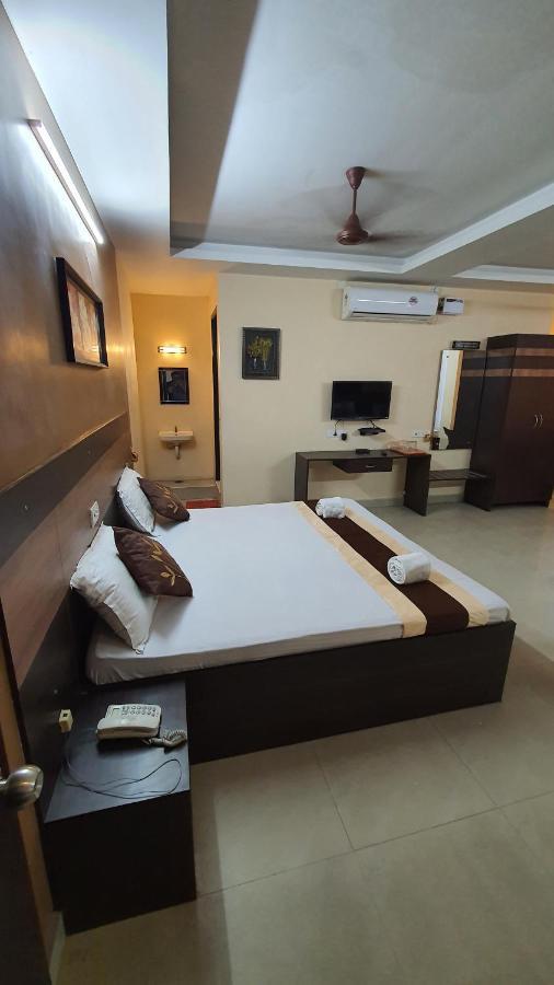 S4 Residency Hotel Chennai Ngoại thất bức ảnh