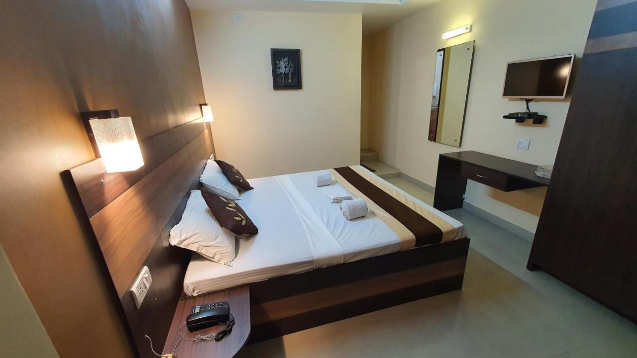 S4 Residency Hotel Chennai Ngoại thất bức ảnh