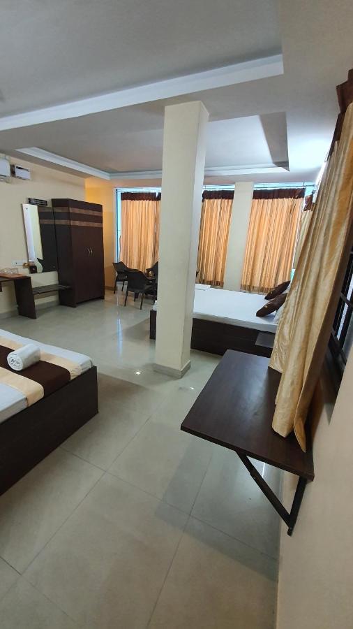S4 Residency Hotel Chennai Ngoại thất bức ảnh